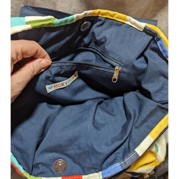 Retro Roxy Striped Canvas Beachy Tote Bag - Picture 14 of 14